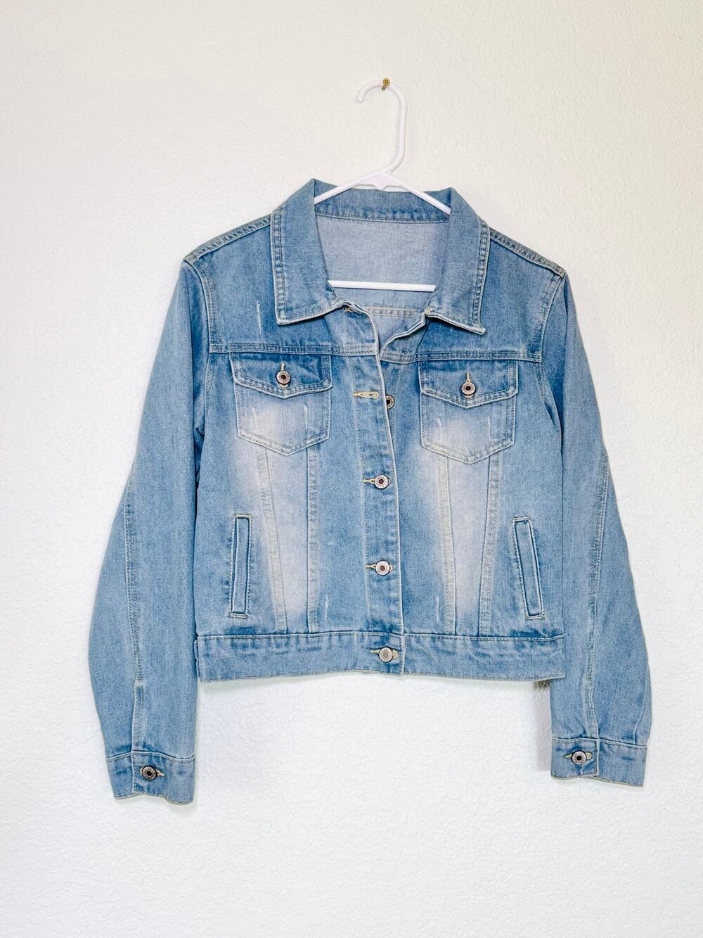 Lauren Conrad Trucker Jacket Women's 4 Light Wash Denim Lightly Distressed
